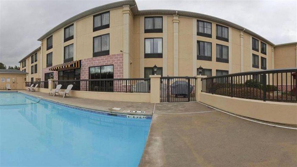 Holiday Inn Express & Suites Charlotte Arpt-Belmont By Ihg Esterno foto