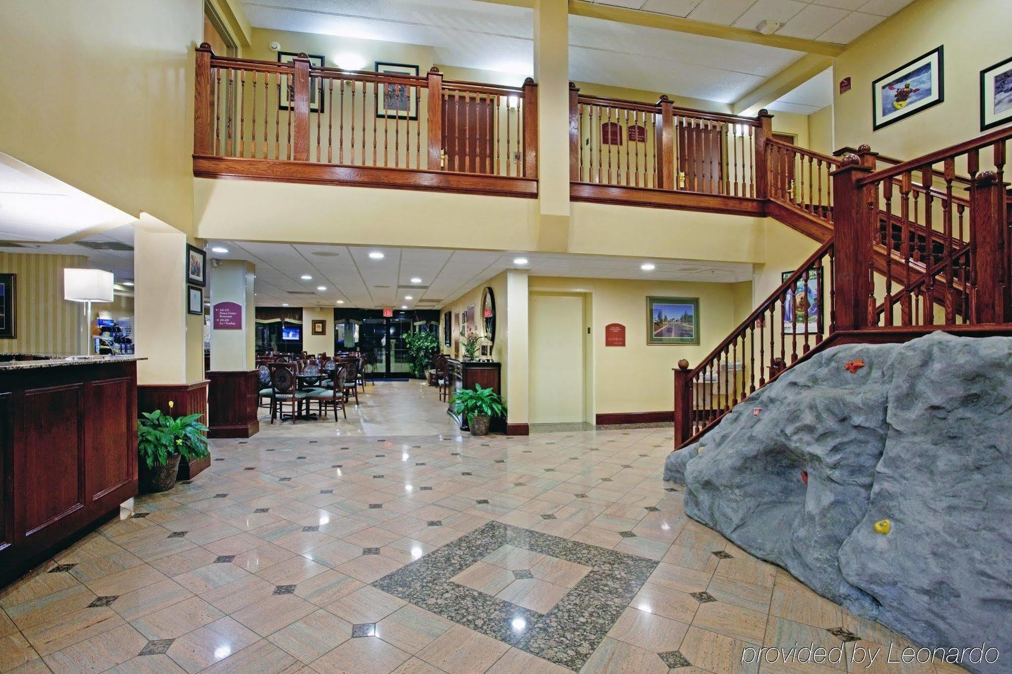 Holiday Inn Express & Suites Charlotte Arpt-Belmont By Ihg Esterno foto